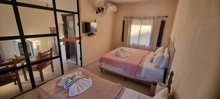 Triplo Superior com Cama King e Ar-condicionado