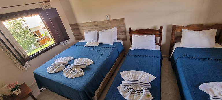 Quádruplo Superior com Cama King e Ar-condicionado