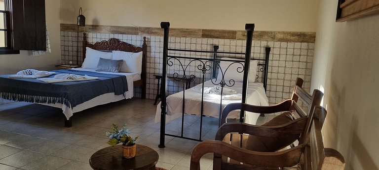 Triplo com 1 cama de casal e 1 de solteiro