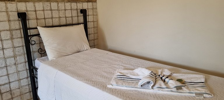 Triplo com 1 cama de casal e 1 de solteiro