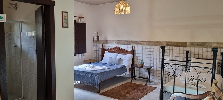 Triplo com 1 cama de casal e 1 de solteiro