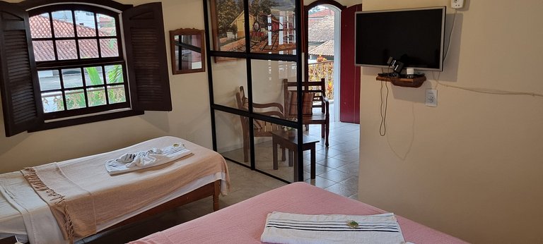 Apto Triplo Superior Cama King e Ar-condicionado