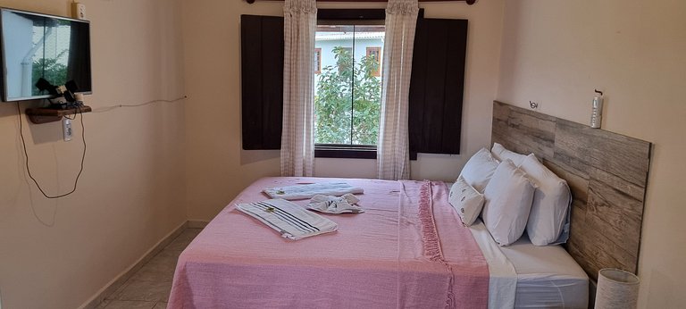 Apto Triplo Superior Cama King e Ar-condicionado