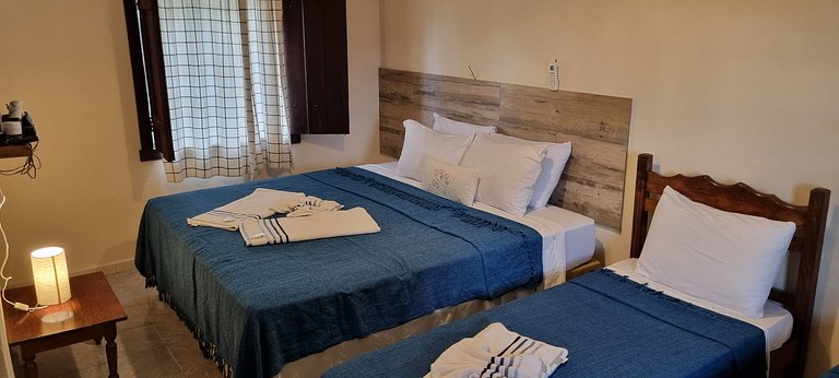 Quádruplo Superior com Cama King e Ar-condicionado