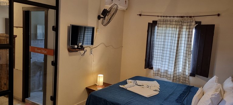 Quádruplo Superior com Cama King e Ar-condicionado