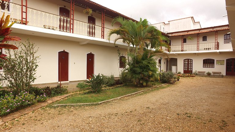 Suíte Casal Standard com Cama King