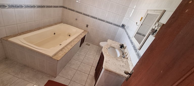 Duplo Amplo com Hidromassagem